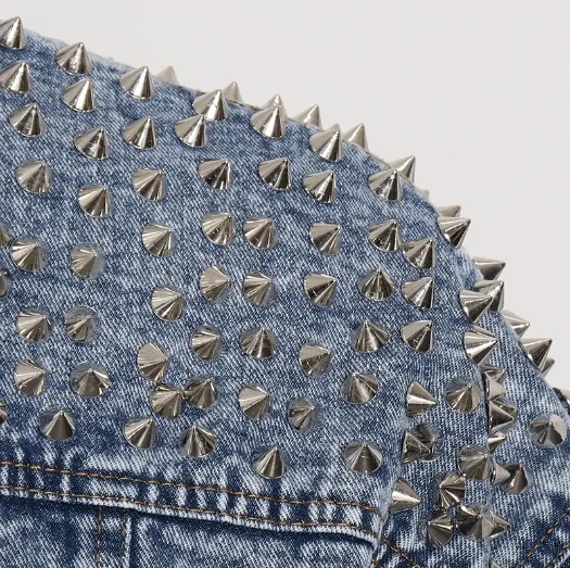 Short denim long-sleeved jacket