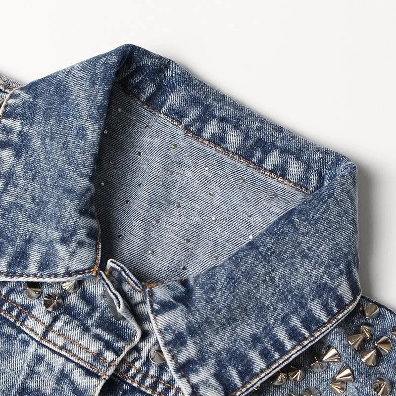 Short denim long-sleeved jacket